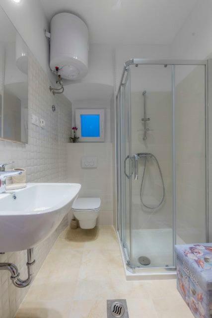 Season4All Apartments Mali Lošinj Kültér fotó