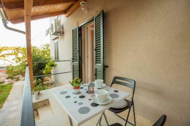 Season4All Apartments Mali Lošinj Kültér fotó